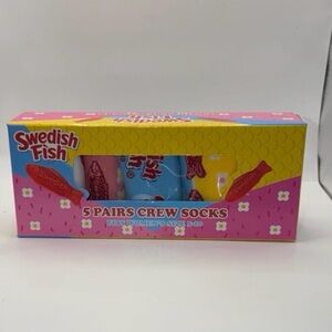 NEW 5pk of Swedish Fish Women's Crew Socks